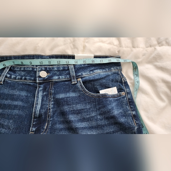 JEANS - Picture 3 of 3